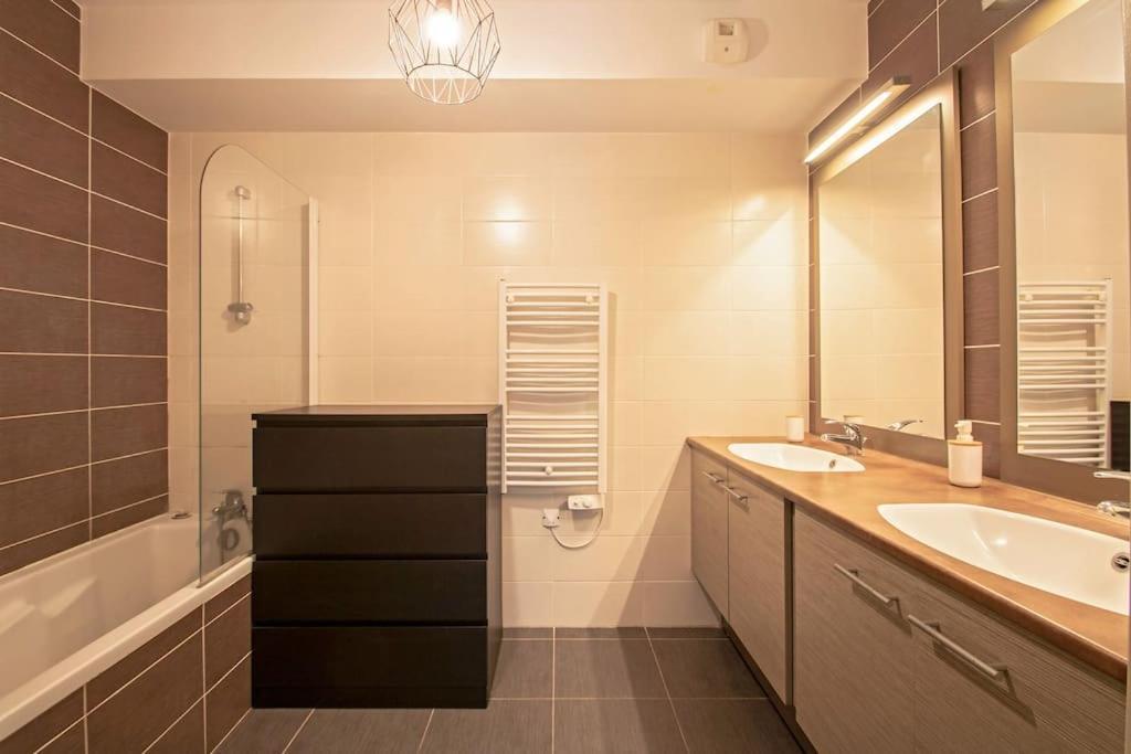 Апартаменти Le P'Tit Rimbaud, 6 Pers, Parking Prive, Jardin,Wifi Монпельє Екстер'єр фото